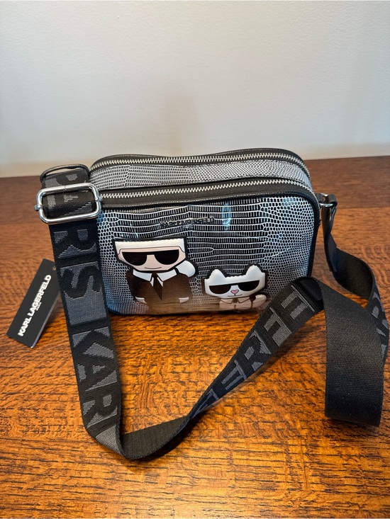 Karl Lagerfeld Handbags - NWT Karl Lagerfeld Paris Maybelle Lizard Crossbody Camera Bag